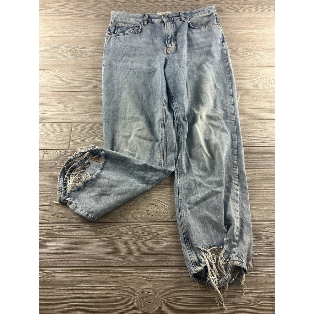 We The Free Womens Wide Leg Jeans Size 30 Light Wash Distressed Hem High Rise